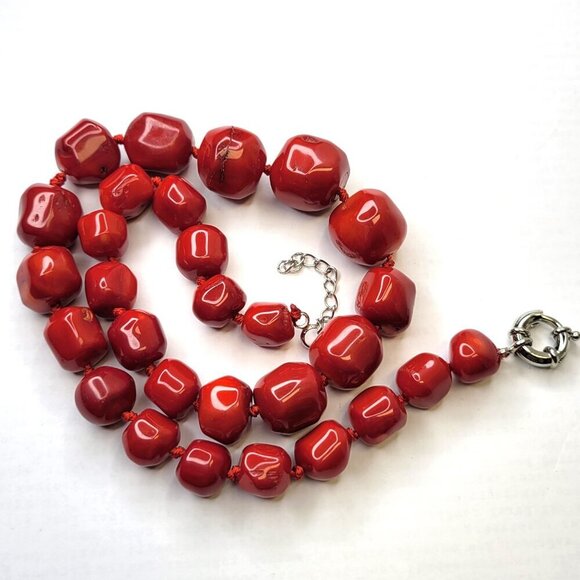 Natural Red Coral Irregular Beads Necklace - Picture 2 of 13